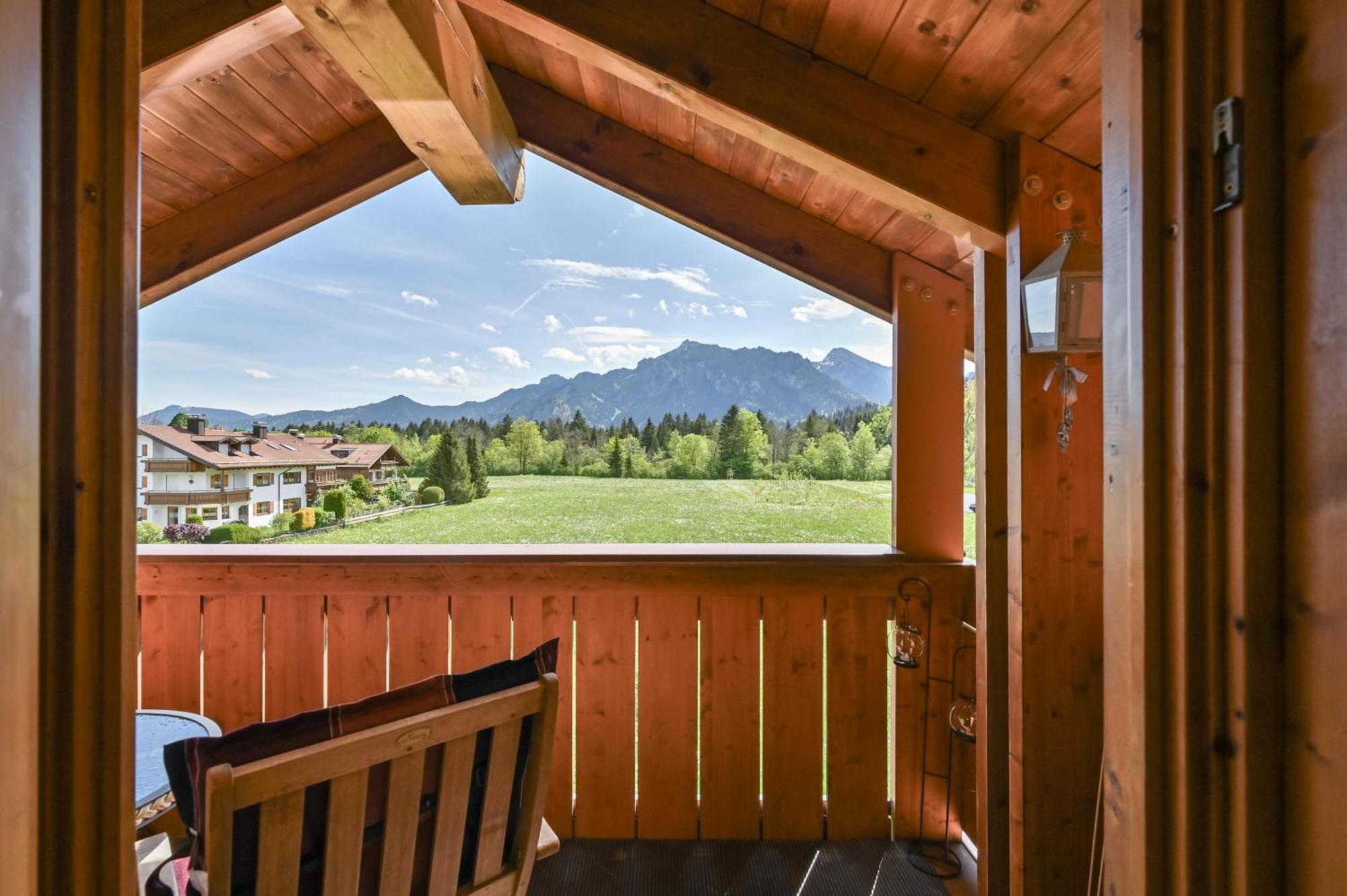 Chalet Im Haus Schlossblick Füssen Eksteriør billede