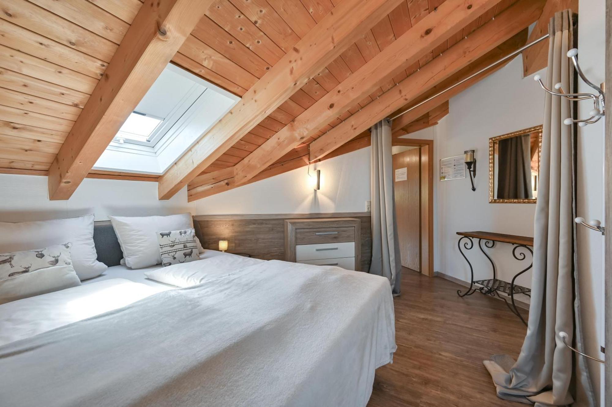 Chalet Im Haus Schlossblick Füssen Eksteriør billede